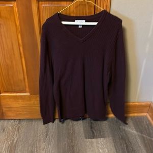 Goodfellow - Men’s - Maroon V-Neck sweater